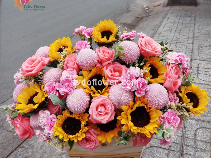 GIỎ HOA TƯƠI G83