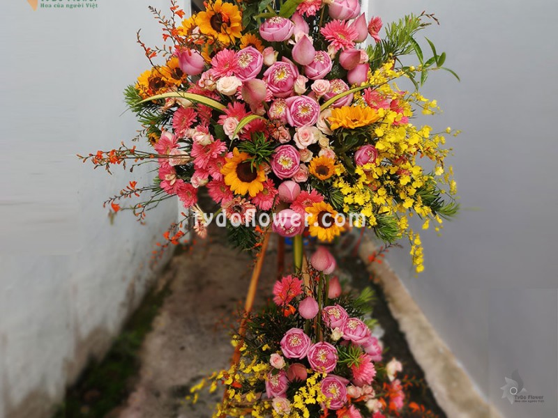 KỆ HOA CHÚC MỪNG KCM50