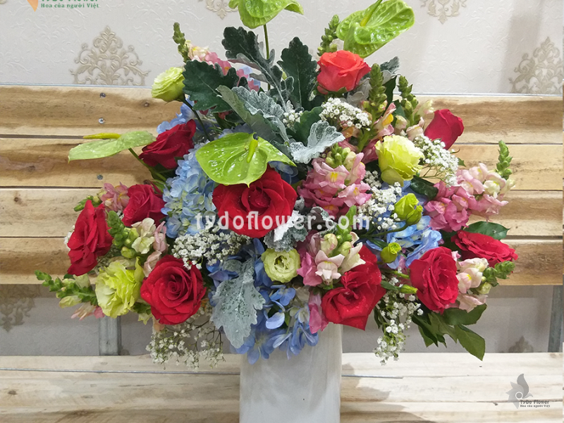 BÌNH HOA TƯƠI BI138