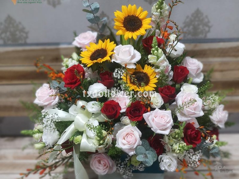 LẴNG HOA TƯƠI L149