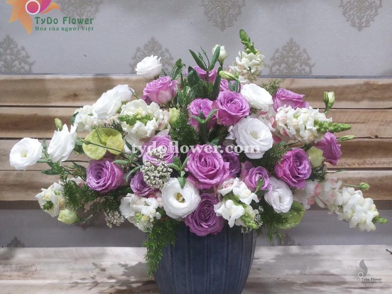 BÌNH HOA CHÚC MỪNG BI189