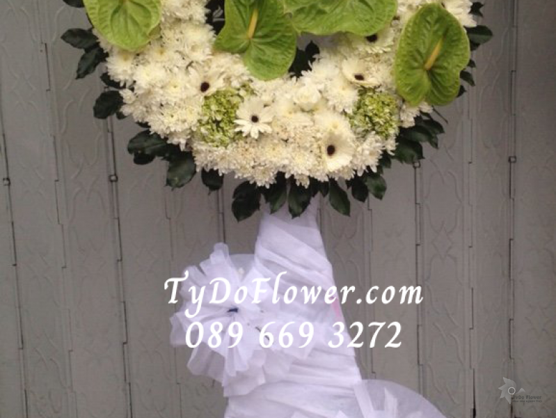 KỆ HOA CHIA BUỒN KCB1003