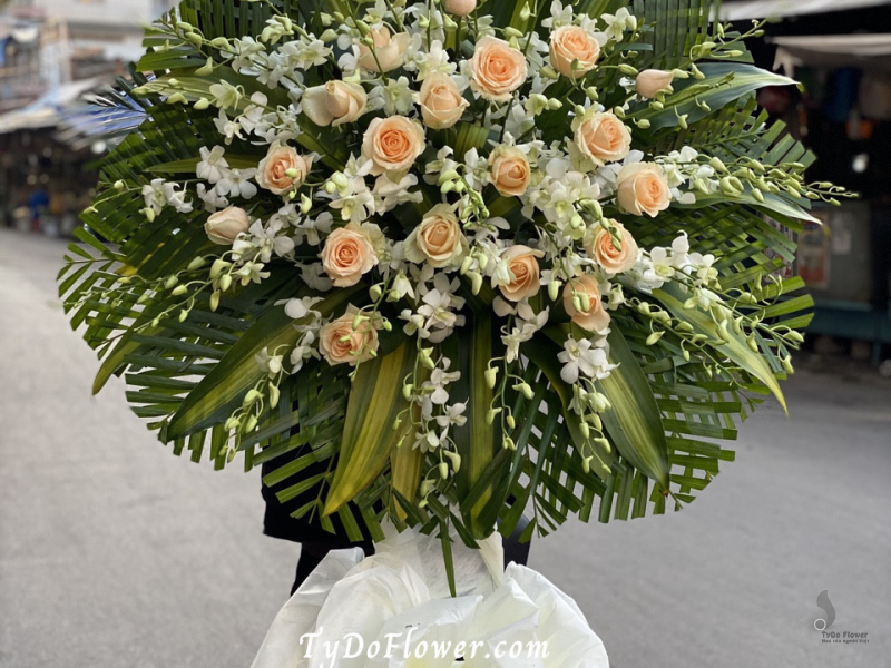 KỆ HOA CHIA BUỒN KCB1017