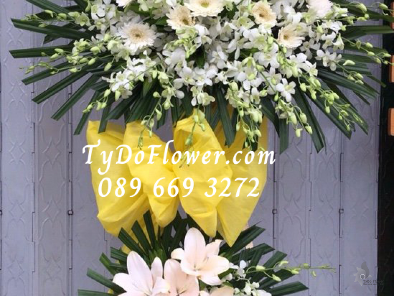 KỆ HOA CHIA BUỒN KCB1024