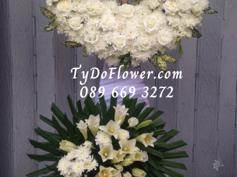 KỆ HOA CHIA BUỒN KCB1037