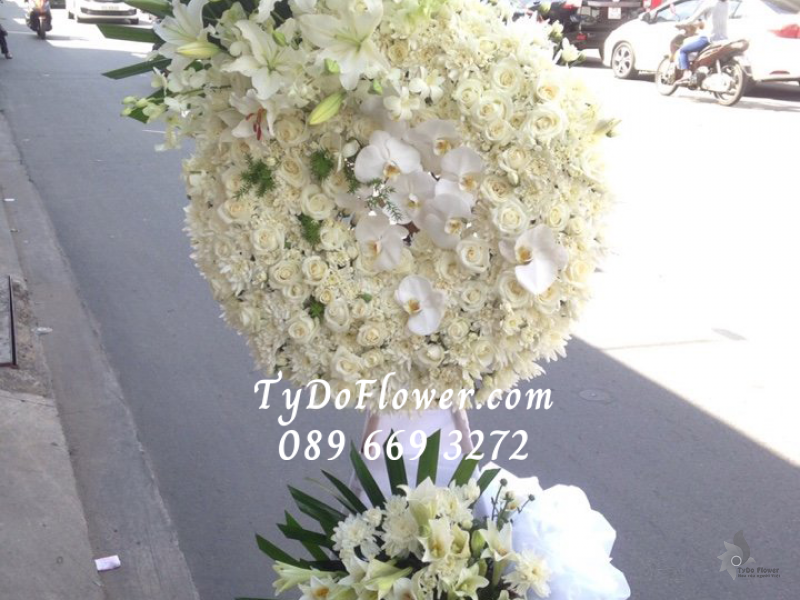 KỆ HOA CHIA BUỒN KCB1043