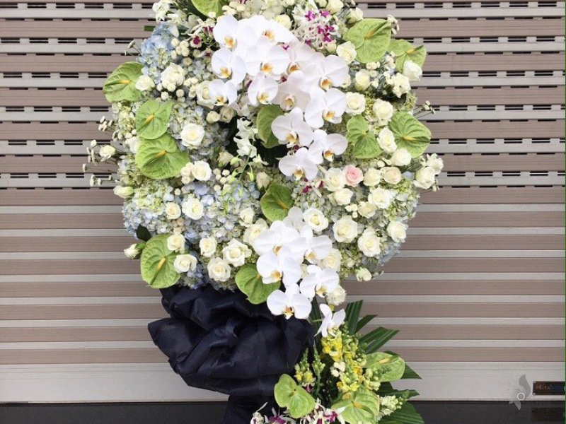 KỆ HOA CHIA BUỒN KCB1047