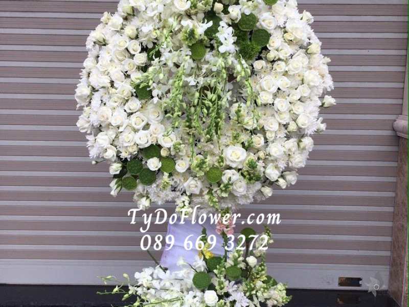 KỆ HOA CHIA BUỒN KCB1048