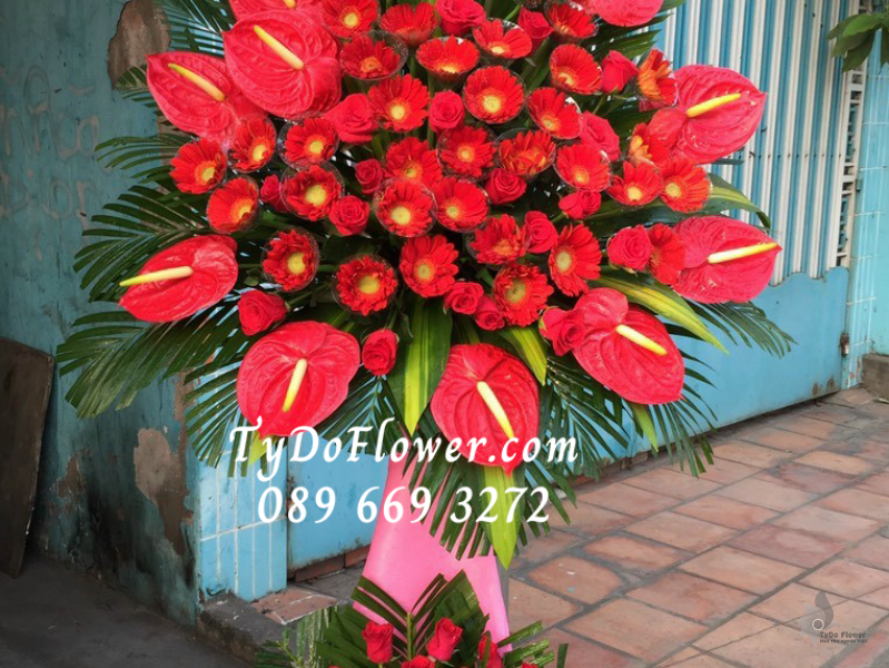 KỆ HOA CHÚC MỪNG KCM1010