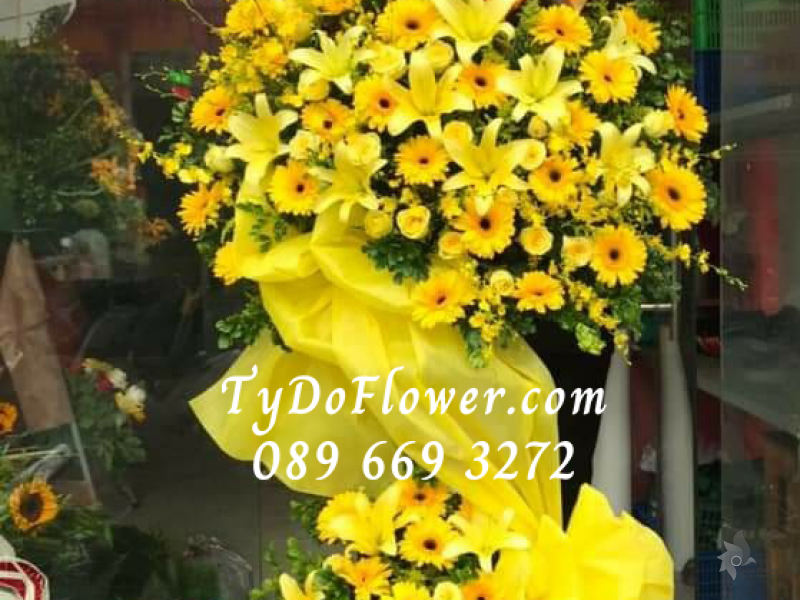 KỆ HOA CHÚC MỪNG KCM1029