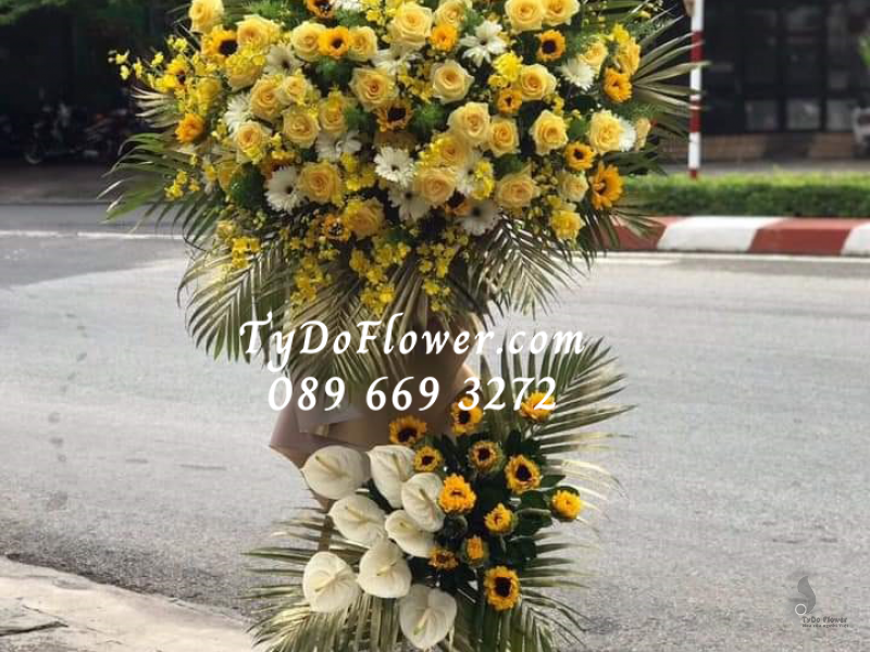 KỆ HOA CHÚC MỪNG KCM1033