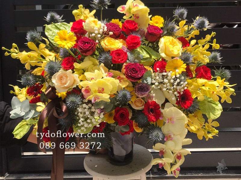 BÌNH HOA CHÚC MỪNG B2000