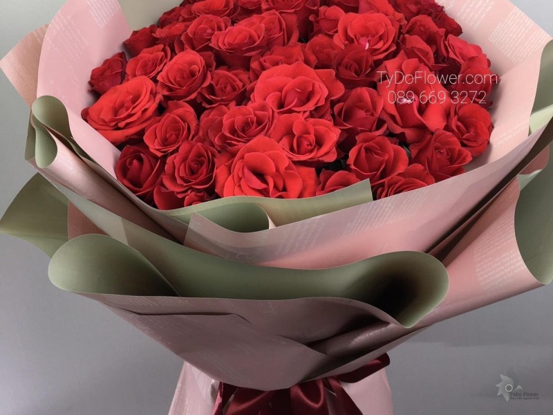 BÓ HOA CHÚC MỪNG BO72213 Bó Hoa Hồng Đỏ