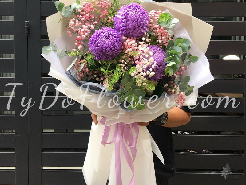 BÓ HOA CHÚC MỪNG BO10224 Bó hoa cúc mẫu đơn tím