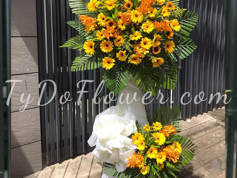 KỆ HOA CHÚC MỪNG KHAI TRƯƠNG KCM102221