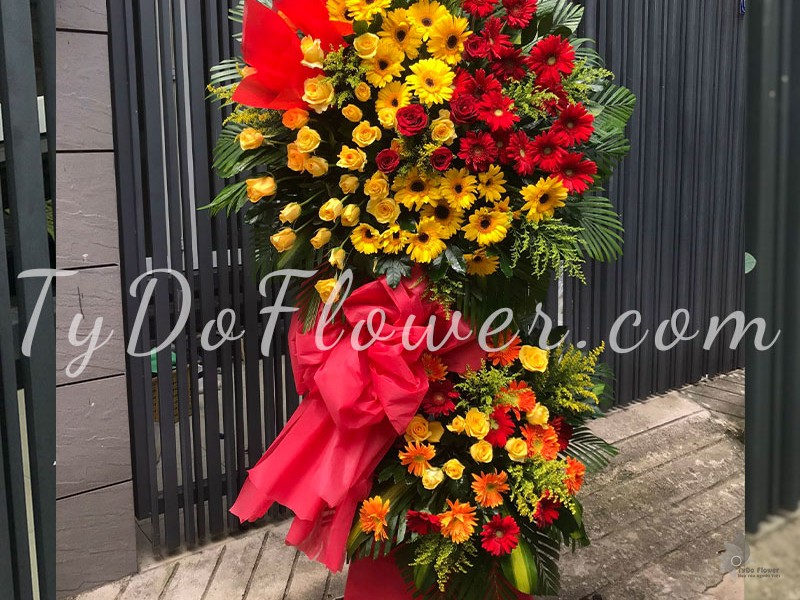 KỆ HOA CHÚC MỪNG KCM102238