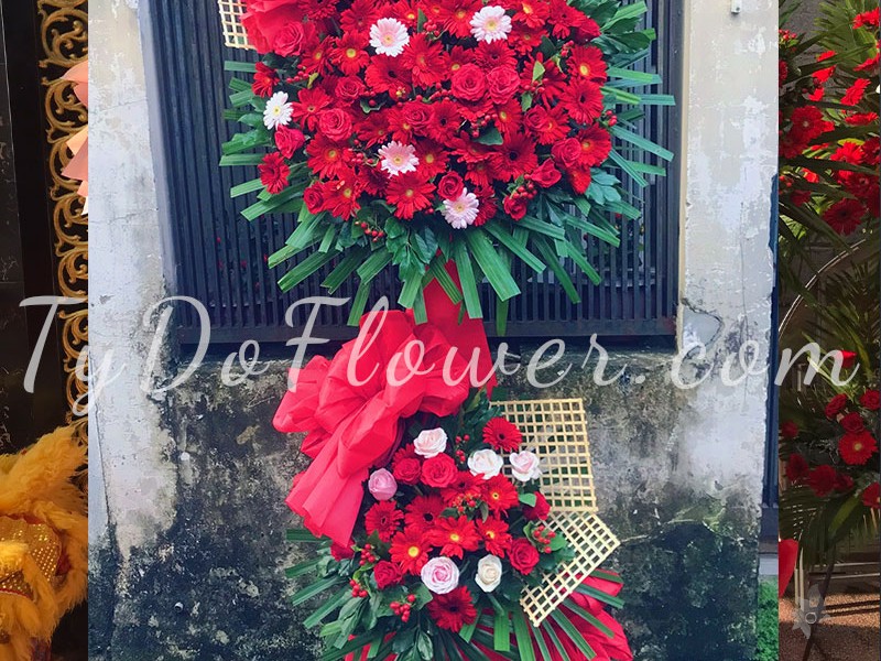 KỆ HOA CHÚC MỪNG KCM102246