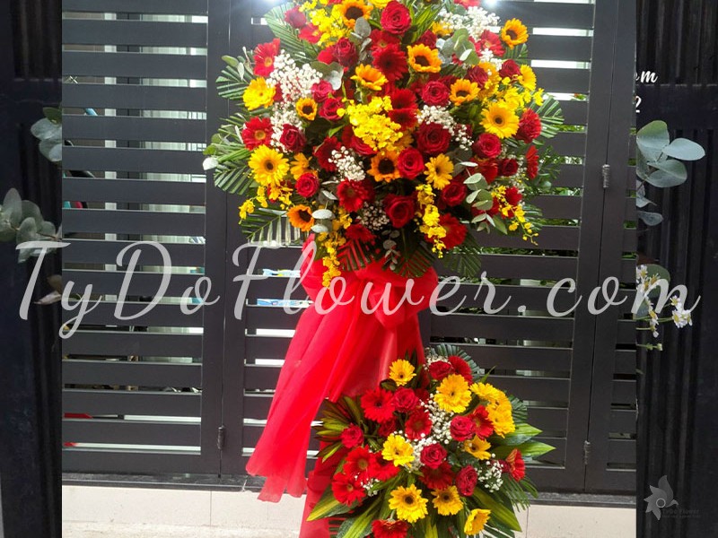 KỆ HOA CHÚC MỪNG KCM102251