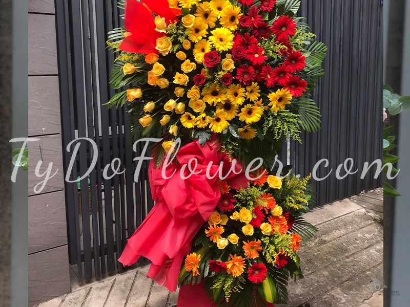 KỆ HOA CHÚC MỪNG KCM102252