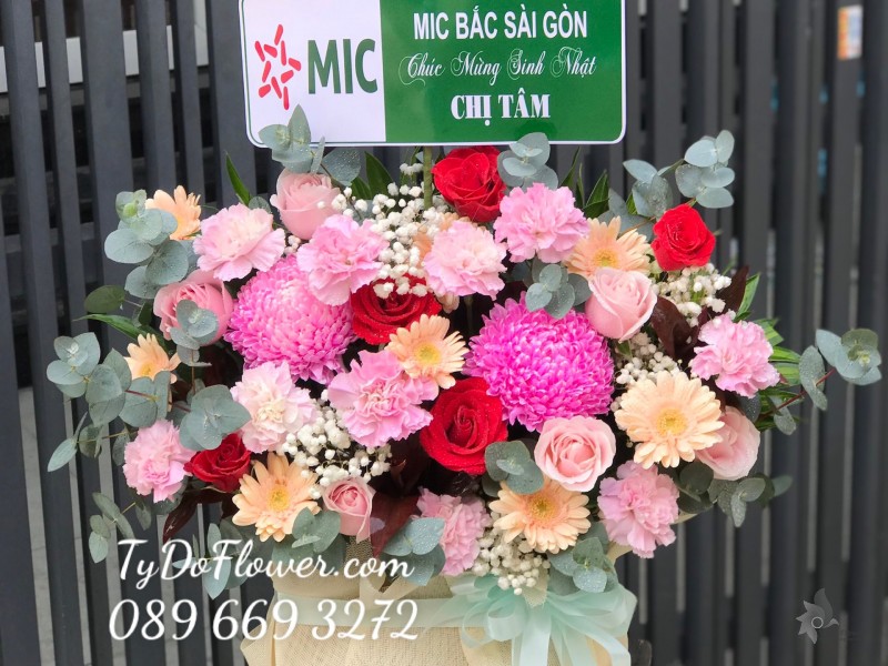 G122204 GIỎ HOA CHÚC MỪNG SINH NHẬT