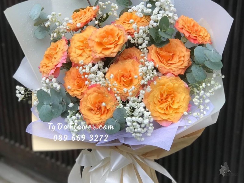 B122229 BÓ HOA HỒNG CAM SPIRIT HOA CHÚC MỪNG