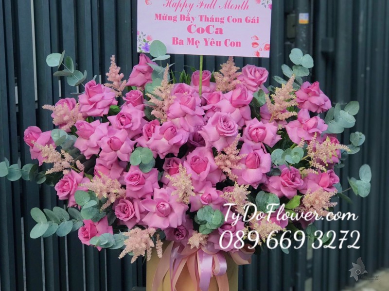 G122273 GIỎ HOA HỒNG TÍM GIỎ HOA CHÚC MỪNG