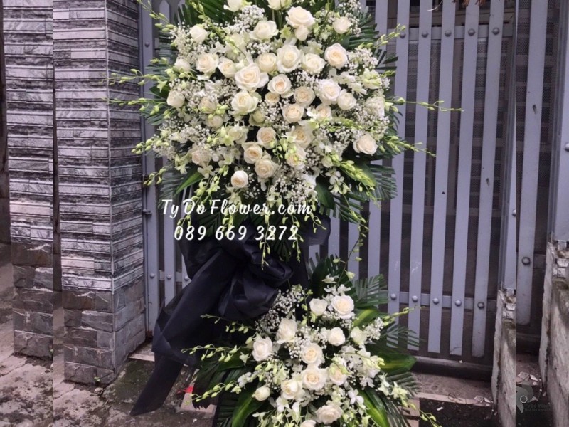 KCB122297 KỆ HOA TANG HOA VIẾNG