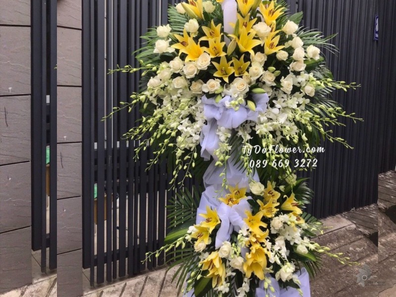 KCB1222110 KỆ HOA TANG HOA VIẾNG