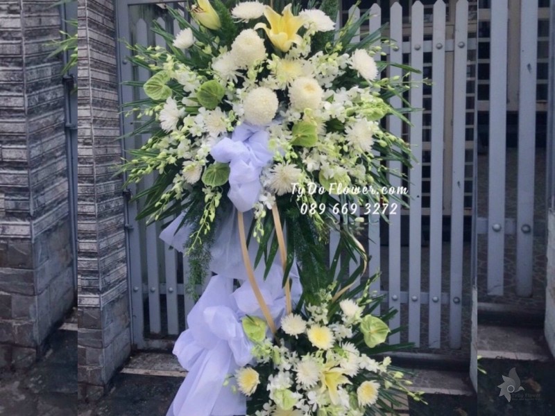 KCB1222125 KỆ HOA TANG HOA VIẾNG