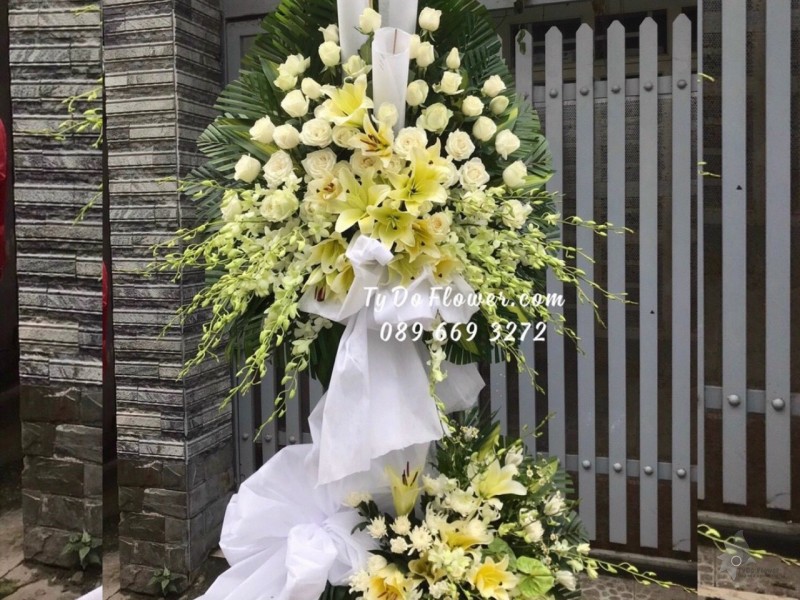 KCB1222128 KỆ HOA TANG HOA VIẾNG