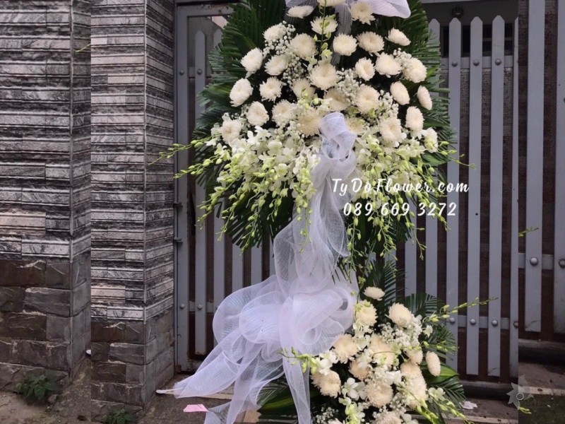 KCB1222138 KỆ HOA TANG HOA VIẾNG