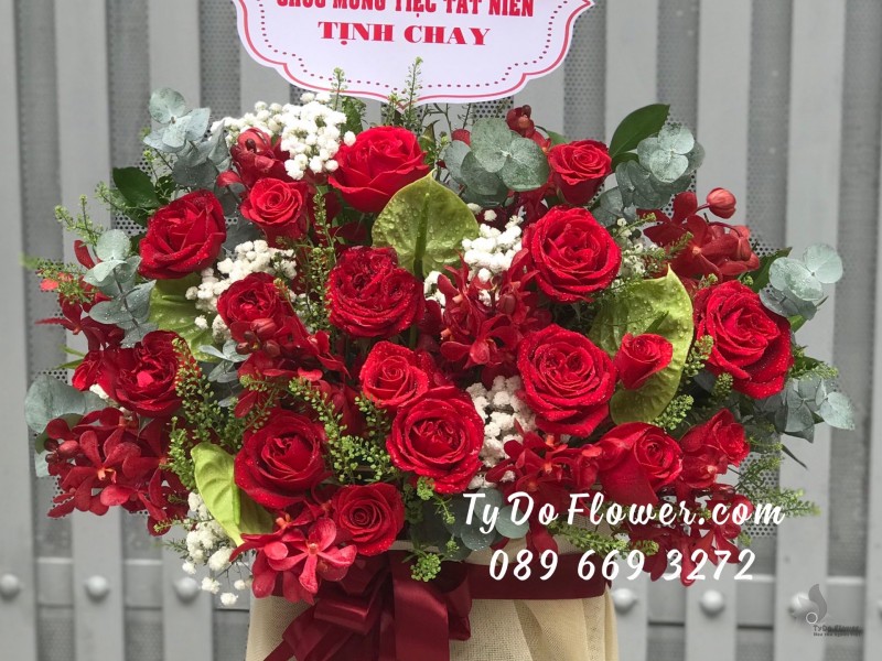 G0123251 GIỎ HOA CHÚC MỪNG