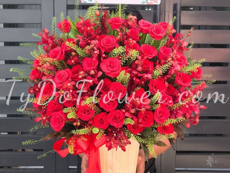 G0123261 GIỎ HOA HỒNG ĐỎ HOA CHÚC MỪNG KHAI TRƯƠNG