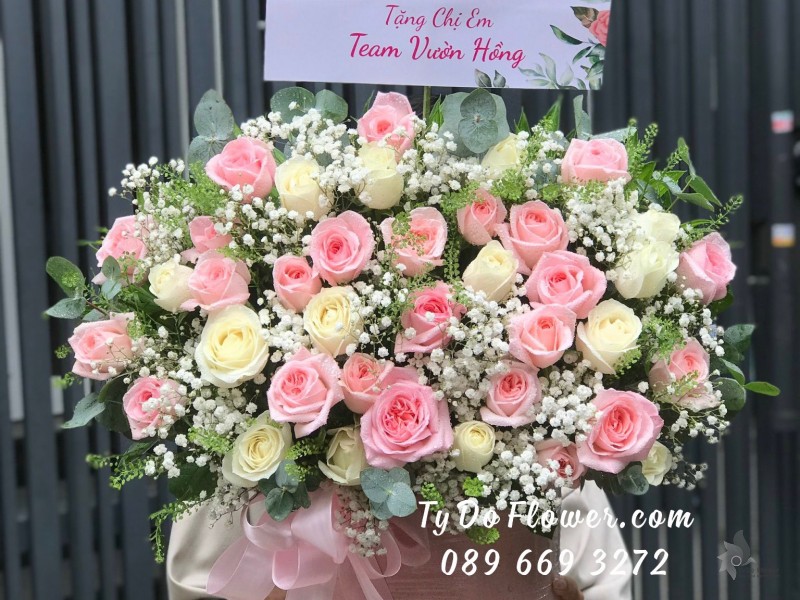 G0123268 GIỎ HOA CHÚC MỪNG