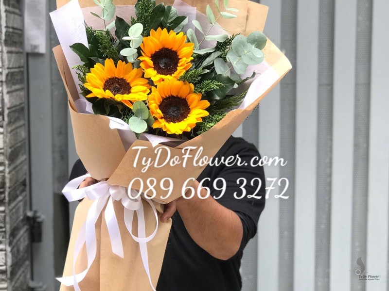 B0323351 BÓ HOA HƯỚNG DƯƠNG HOA CHÚC MỪNG