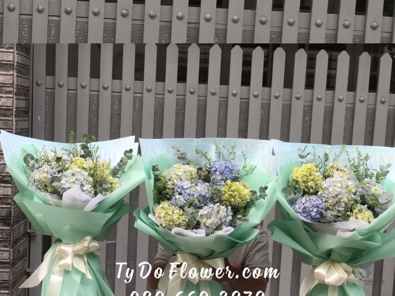 B0323377 BÓ HOA CẨM TÚ CẦU HOA CHÚC MỪNG