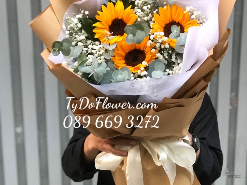 B0323391 BÓ HOA HƯỚNG DƯƠNG HOA CHÚC MỪNG