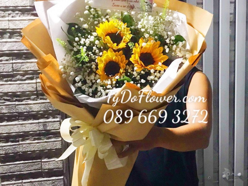 B0323394 BÓ HOA HƯỚNG DƯƠNG HOA CHÚC MỪNG