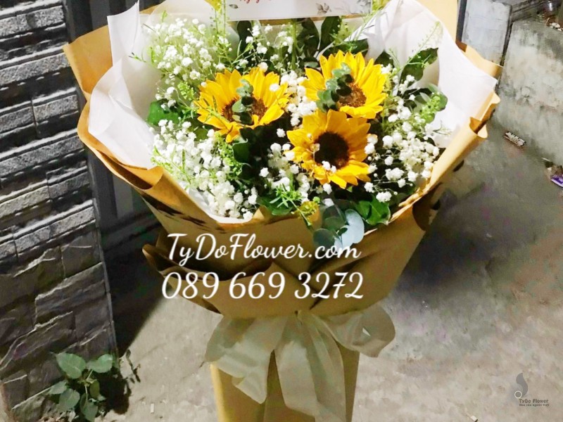 B0323400 BÓ HOA HƯỚNG DƯƠNG HOA CHÚC MỪNG