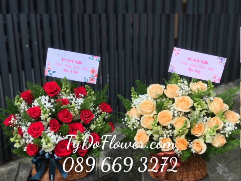 G0323413 GIỎ HOA HỒNG HOA CHÚC MỪNG