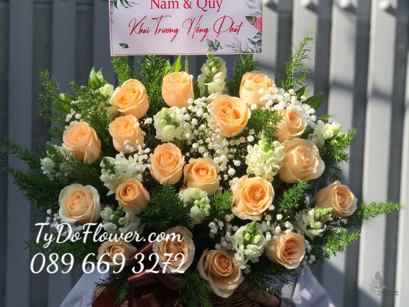 G0323499 GIỎ HOA HỒNG CAM TRỨNG Hoa Chúc Mừng Khai Trương