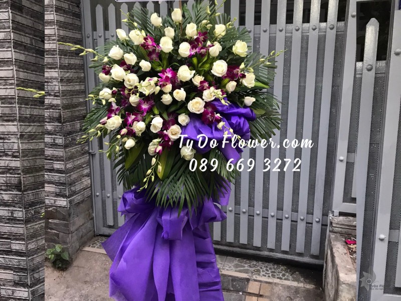 KCB0323500 KỆ HOA TANG LỄ HOA CHIA BUỒN