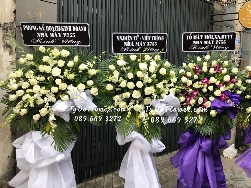 KCB0323507 KỆ HOA TANG LỄ HOA CHIA BUỒN