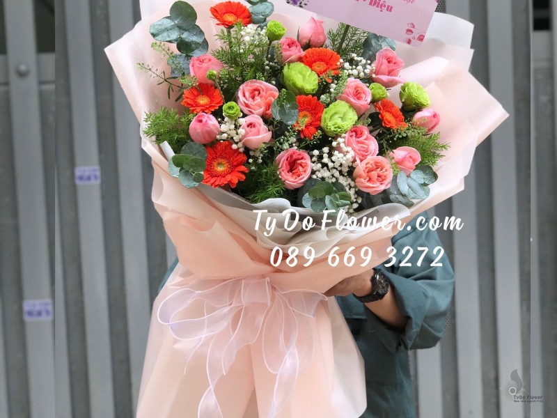 B0423558 BÓ HOA CHÚC MỪNG SINH NHẬT