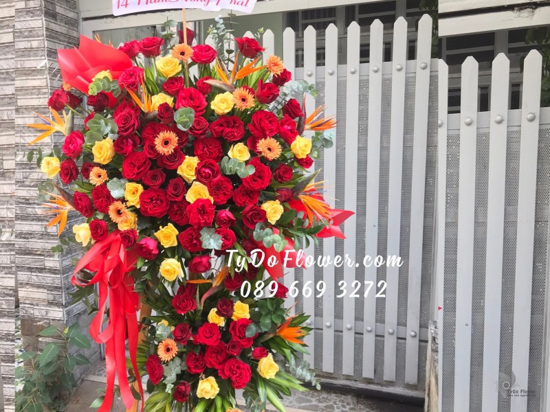 KCM0623692 KỆ HOA CHÚC MỪNG CÔNG TY 14 NĂM HỒNG PHÁT