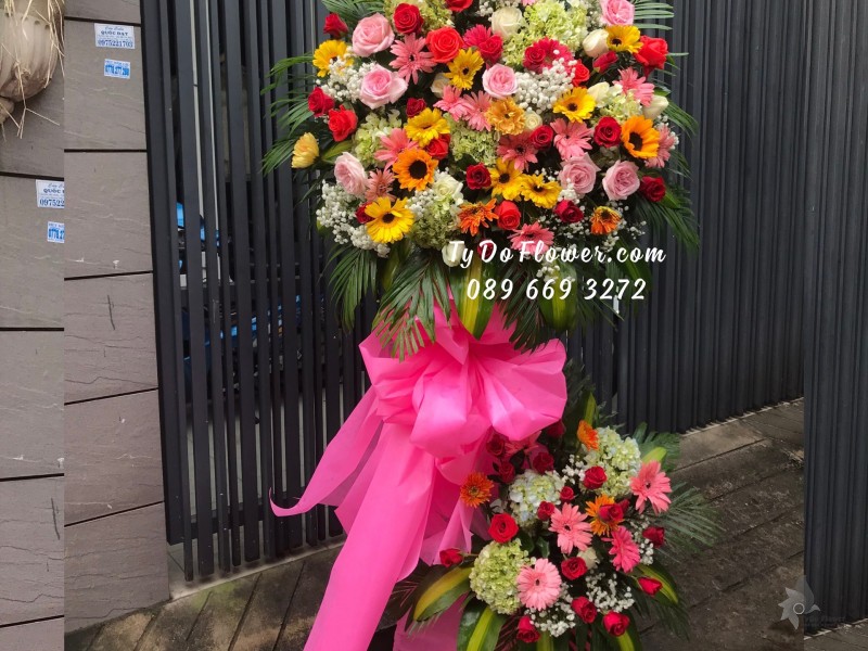 KCM0623696 KỆ HOA CHÚC MỪNG