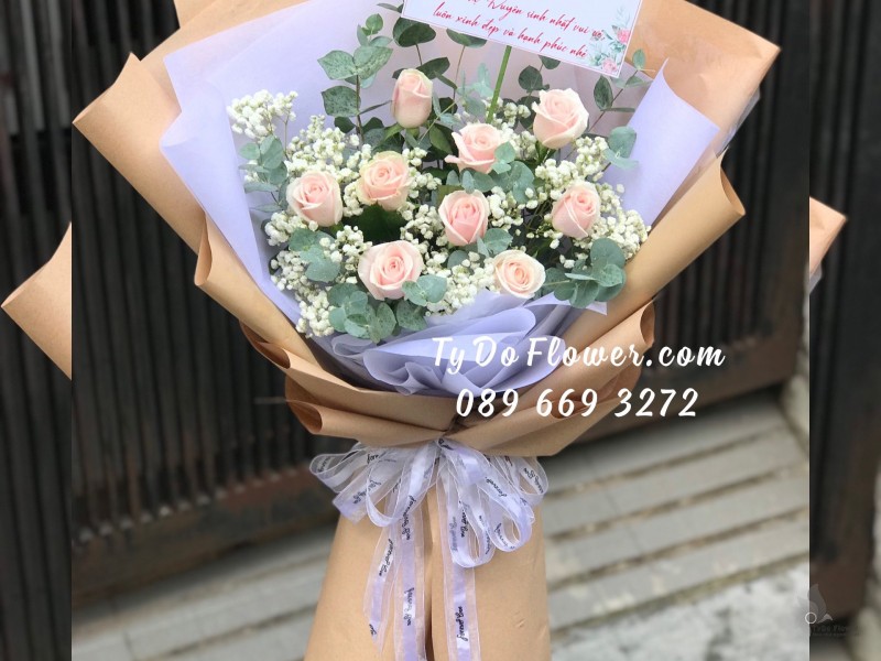 B0623705 BÓ HOA HỒNG KEM PASTEL Hoa Chúc Mừng Sinh Nhật