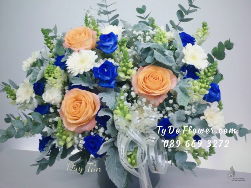 G0623739 GIỎ HOA CHÚC MỪNG