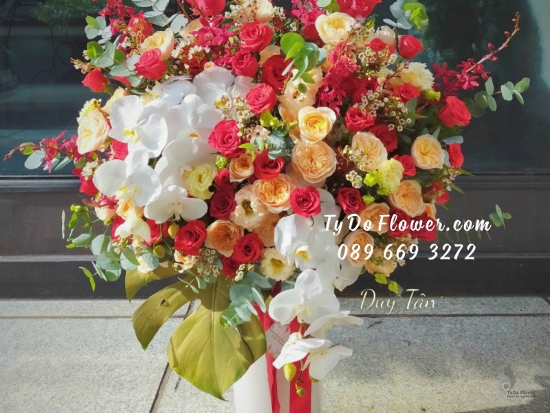 BI0623741 BÌNH HOA CHÚC MỪNG