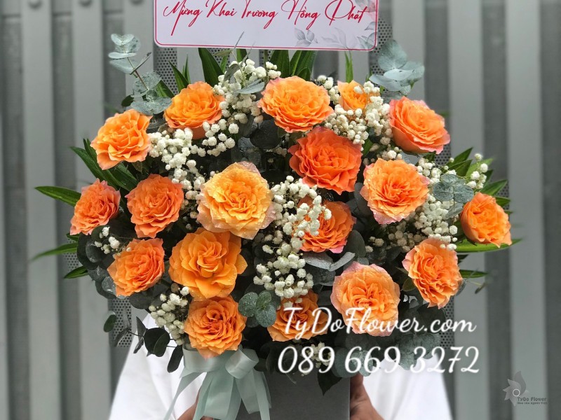 G0623758 GIỎ HOA HỒNG CAM SPIRIT ROSES Hoa Chúc Mừng Khai Trương Hồng Phát